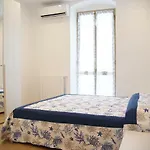 아파트 Romeo's House